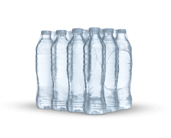 Botellas de agua agrupadas con película shrink